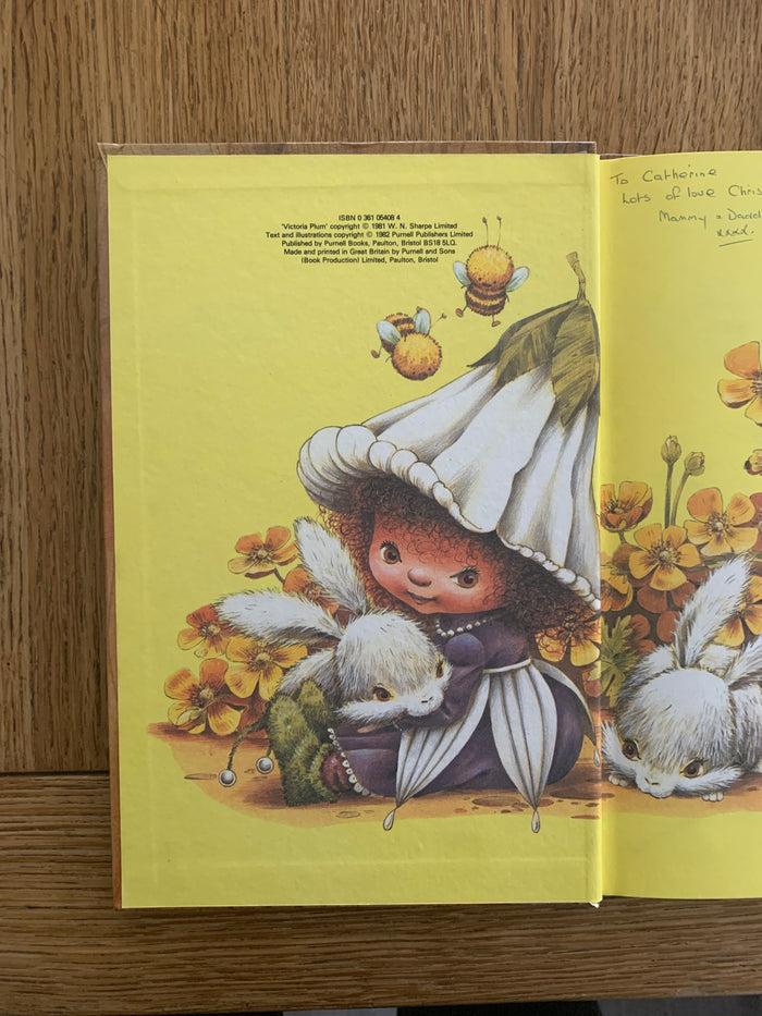 Victoria Plum Annual 1983